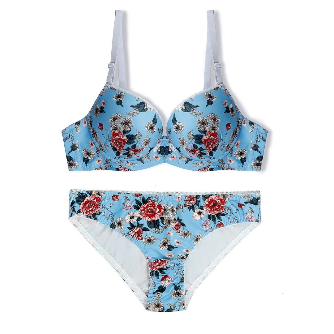 Buy Della Floral Padded Bra and Panty Set in Pakistan