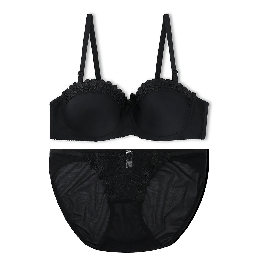 Buy Bra Set - Noir Lace in Pakistan