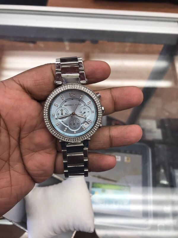 Buy Michael Kors Parker Blue Dial Silver Stainless Steel Ladies Watch - Mk6104 in Pakistan