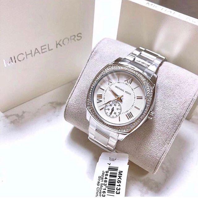 Buy Michael Kors Womens Bryn Silver Dial Stainless Steel Watch - Mk6133 in Pakistan