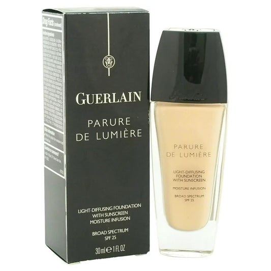 Buy Guerlain Parure De Lumiere Light-diffusing Foundation Moisture Infusion - 02 Beige Clair in Pakistan