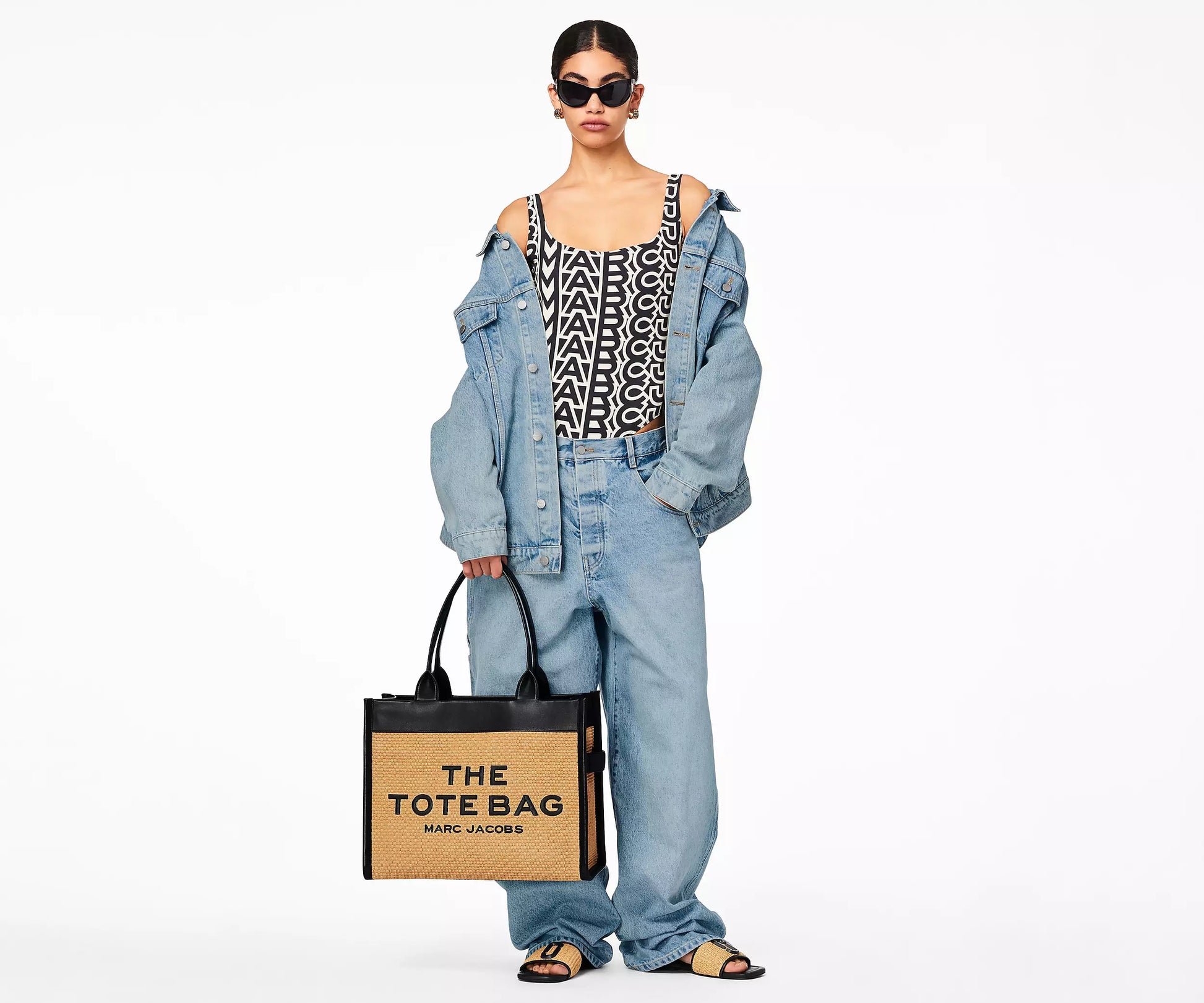 Buy Marc Jacobs The Leather Tote Bag Large in Pakistan