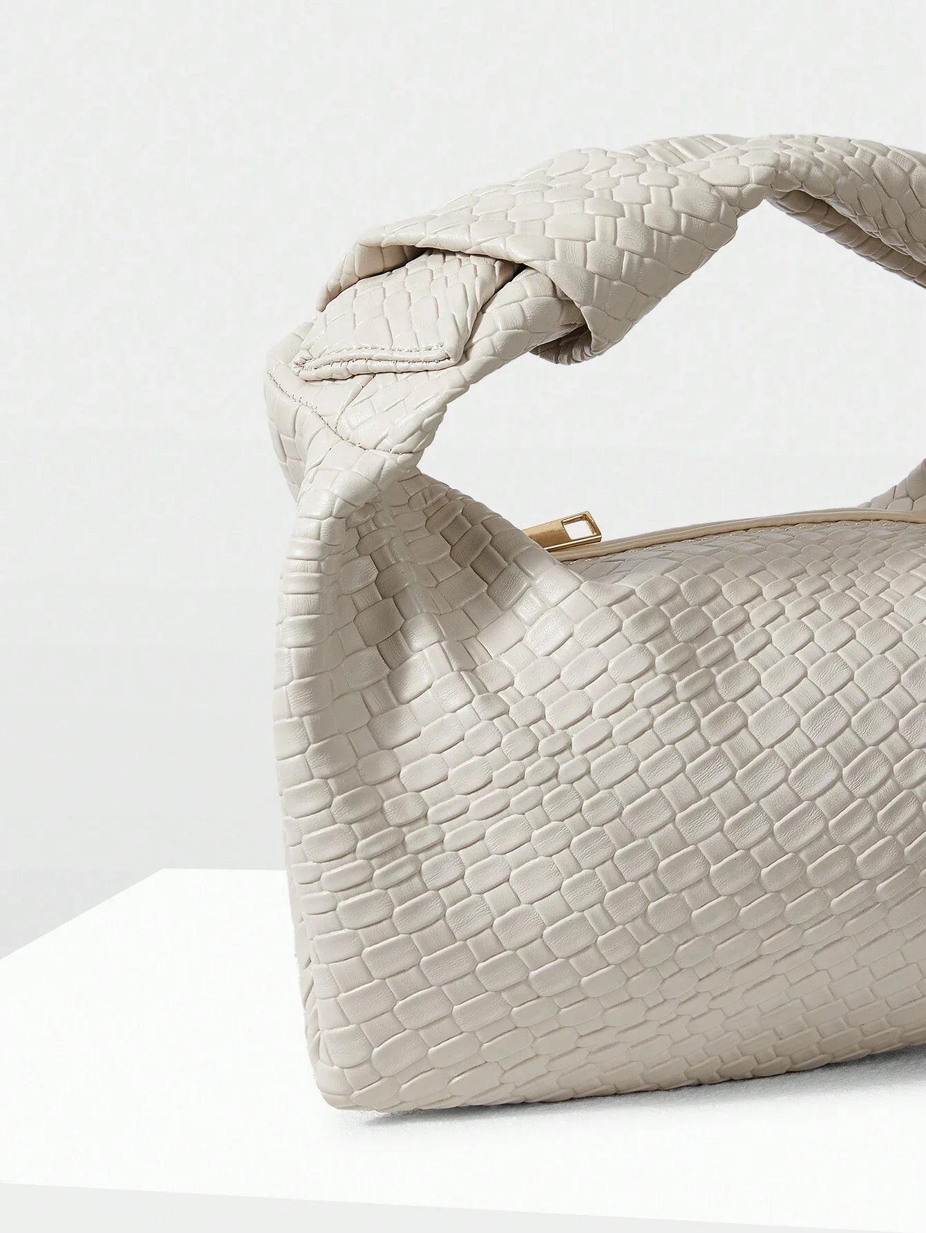 Buy SHEIN MOTF PREMIUM WOMEN'S MINIMALIST AND FASHIONABLE EMBOSSED ZIPPER TOP HANDLE BAG FOR COMMUTING in Pakistan