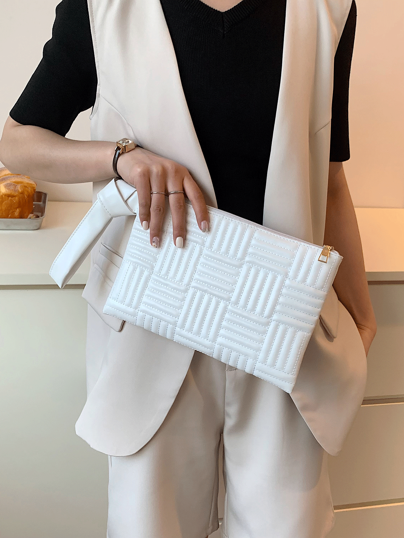 Buy SHEIN Square Bag Minimalist Stitch Detail Square Bag in Pakistan