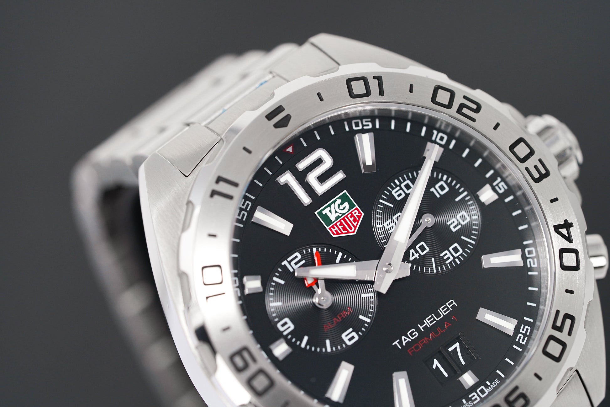 Buy Tag Heuer Formula 1 Black Dial Silver Steel Strap Watch for Men - WAZ111A.BA0875 in Pakistan