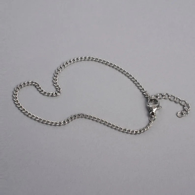 Buy Thin Cuban Curb Link Silver Bracelet 1.5MM in Pakistan
