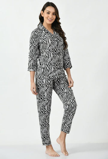 Buy Sajiero Galaxy Printed Pajama Suit Pattern Black in Pakistan