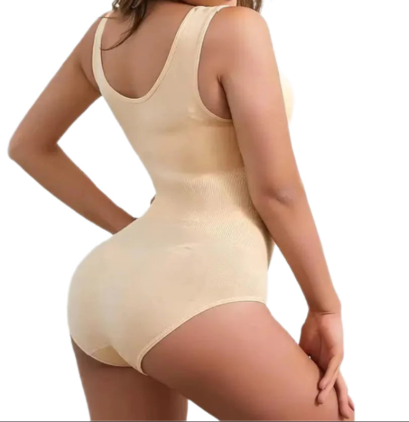 Buy Sajiero Full Body Sculpting Shaper in Pakistan