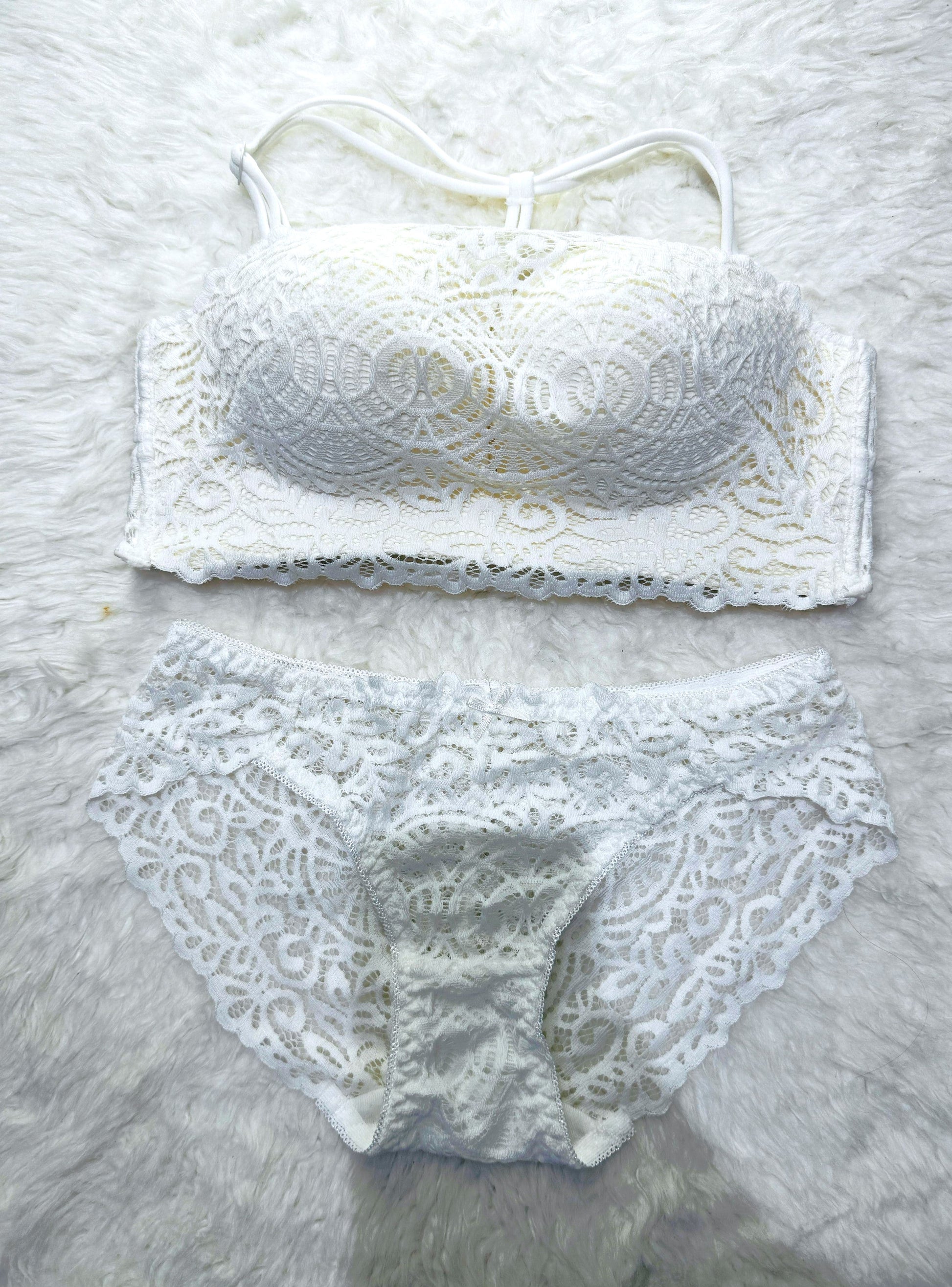 Buy Sajiero Andro Padded Bra and Panty Set in Pakistan