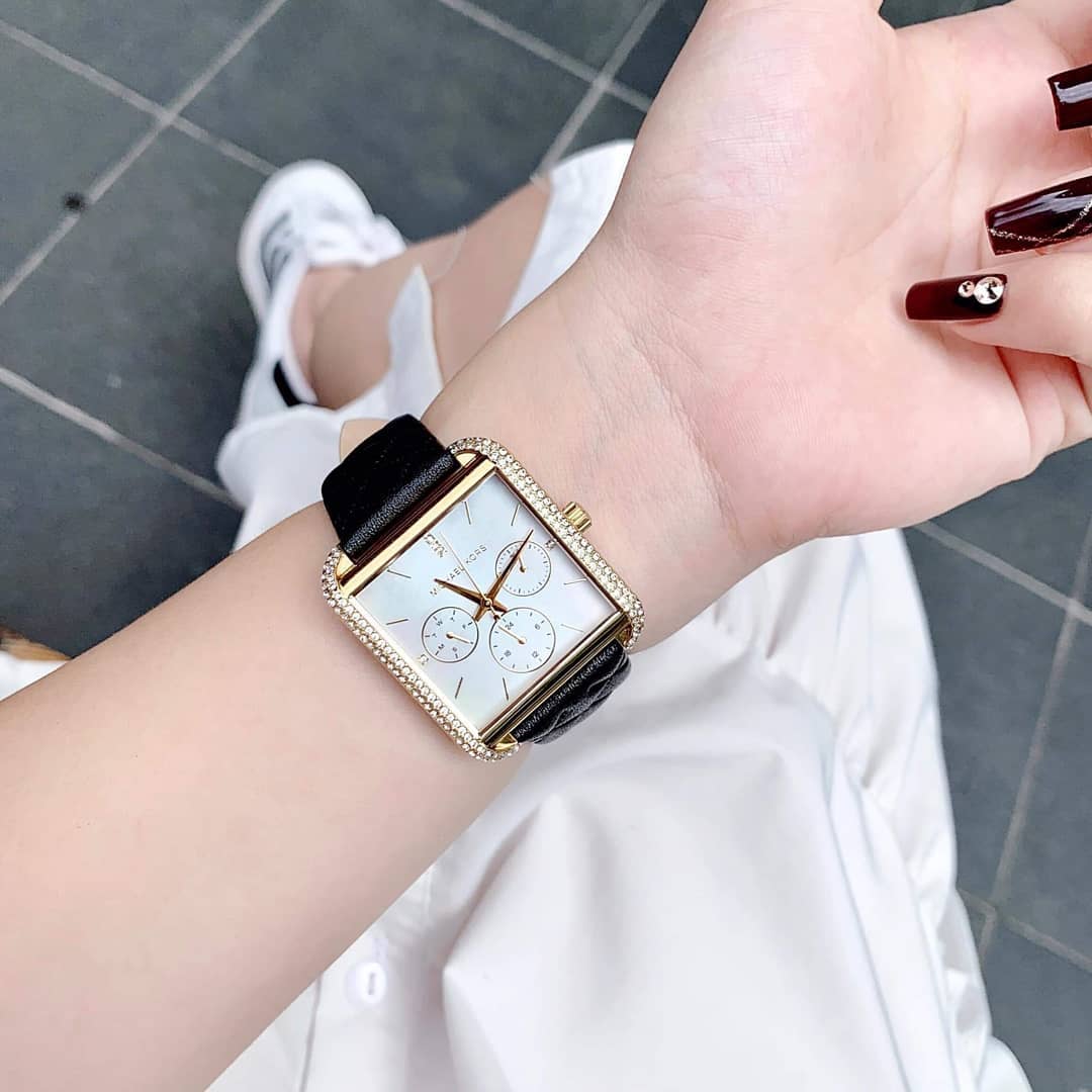 Buy Michael Kors Mother of Pearl Dial Black Leather Strap Watch for Women - Mk2769 in Pakistan