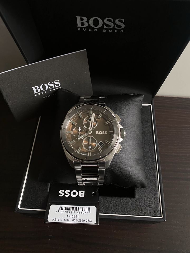 Buy Hugo Boss Volane Chronograph Watch with Green Dial Mens Watch - 1513951 in Pakistan