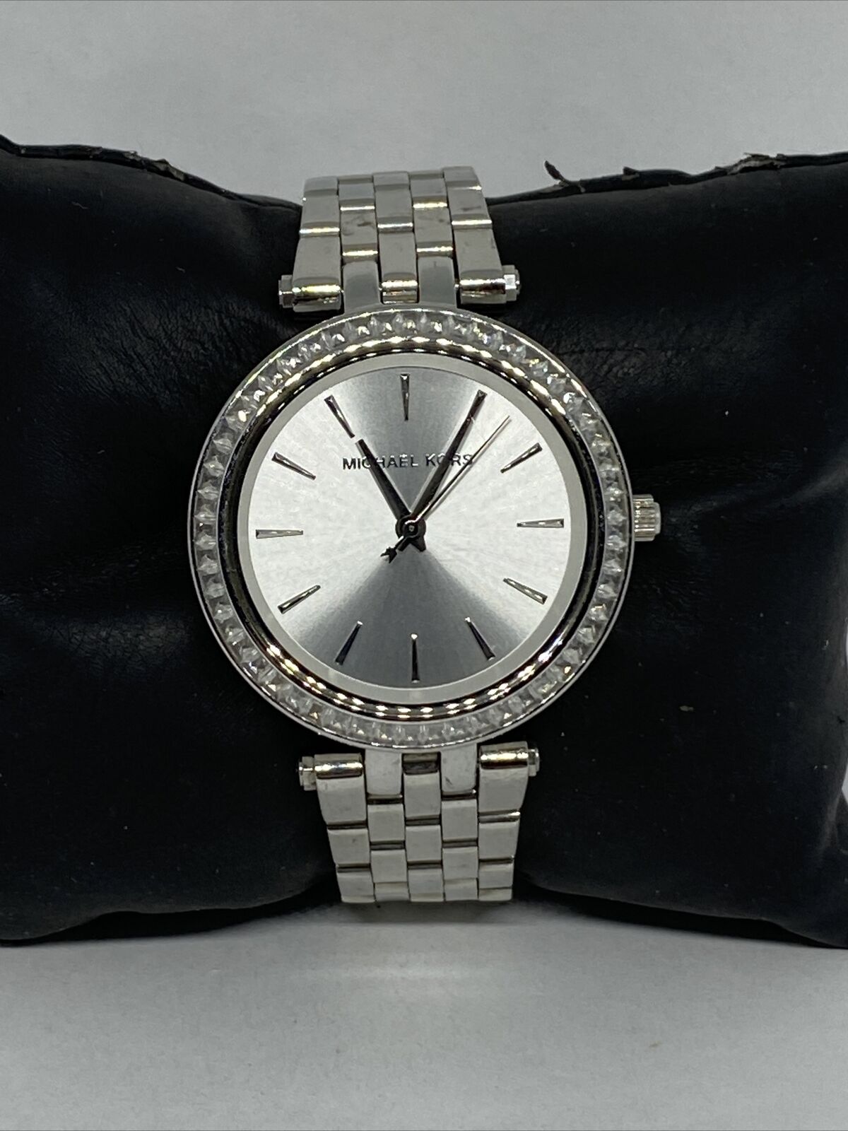 Buy Michael Kors Womens Quartz Silver Dial Silver Stainless Steel 33mm Watch - Mk3364 in Pakistan