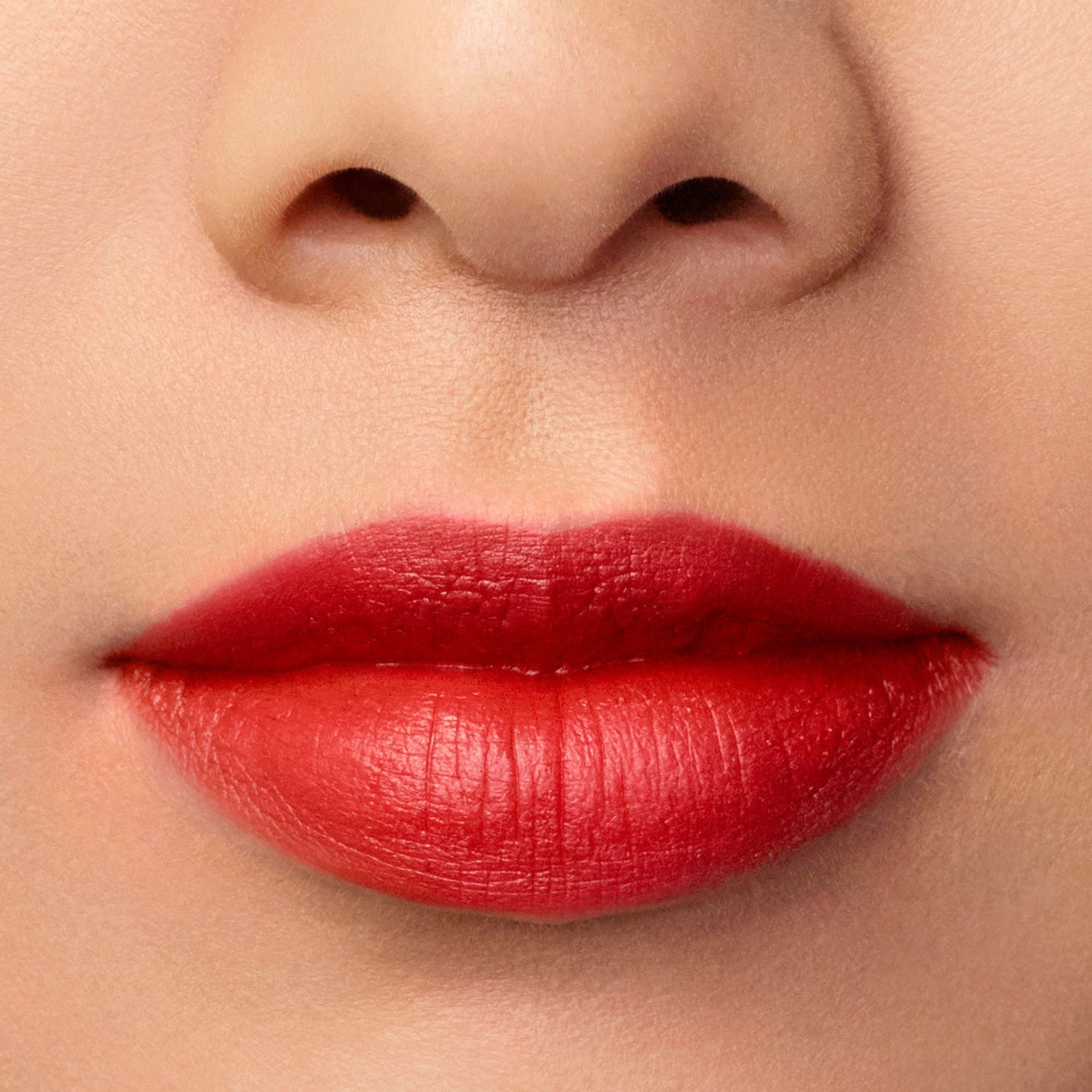 Buy Giorgio Armani Lip Magnet Intense Matte - Hollywood 302 in Pakistan