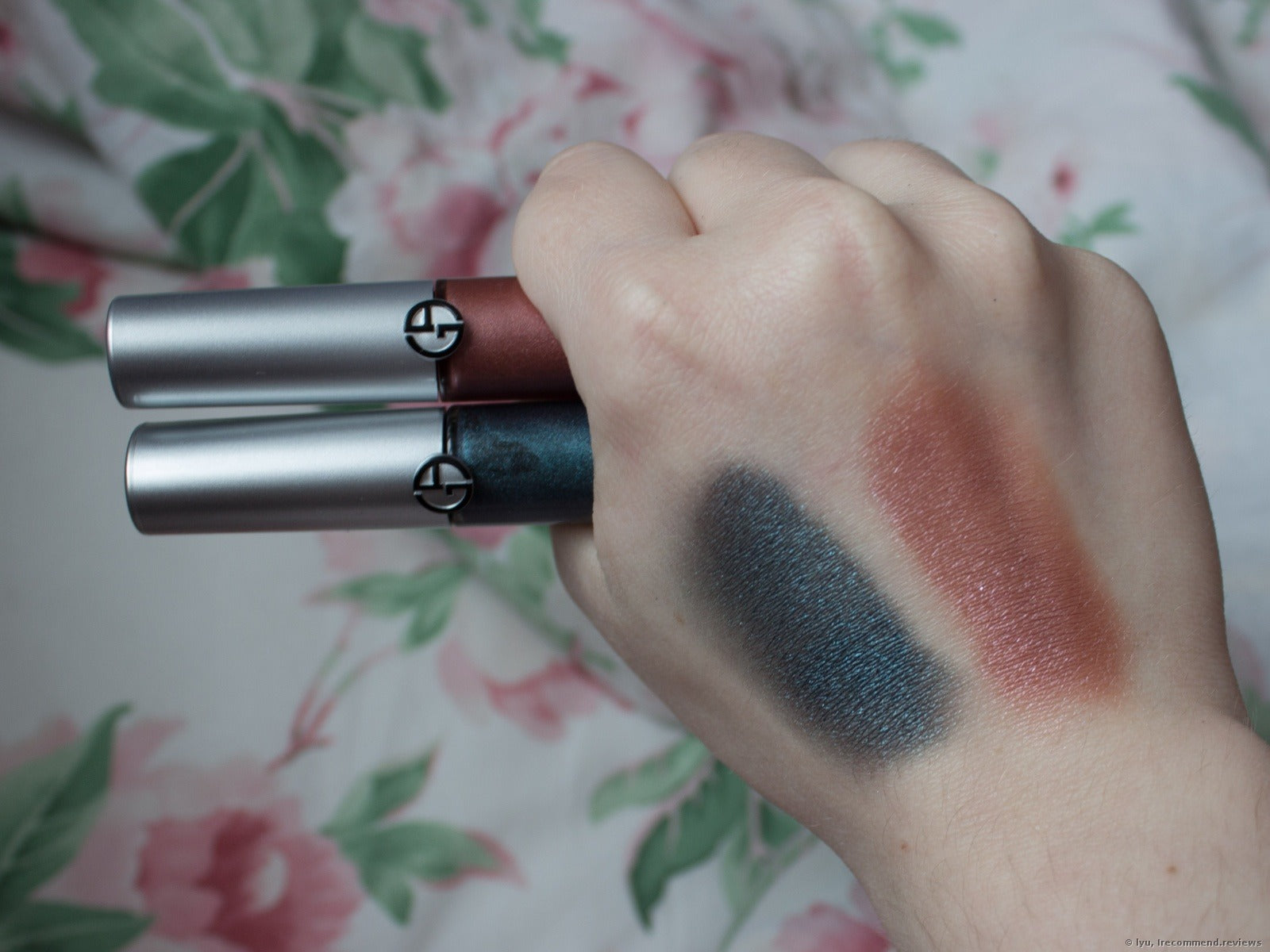 Buy Giorgio Armani Eye Tint Fluid Eyeshadow - 25 Midnight Cruise in Pakistan