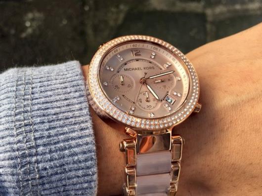 Buy Michael Kors Womens Quartz Parker Stainless Steel Rose Gold Dial 39mm Watch - Mk5896 in Pakistan