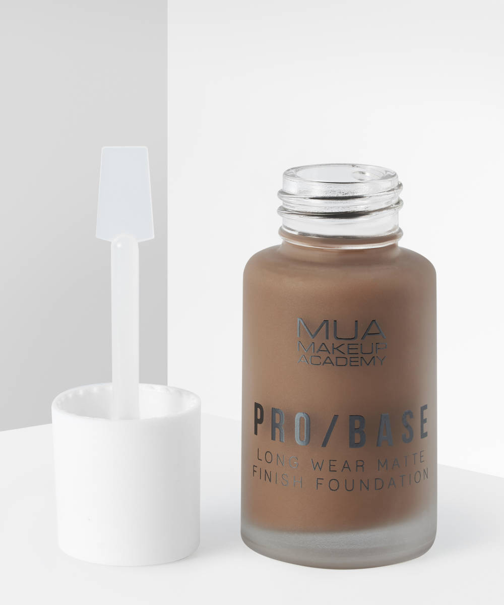 Buy MUA Pro Base Long Wear Matte Finish Foundation # 190 in Pakistan