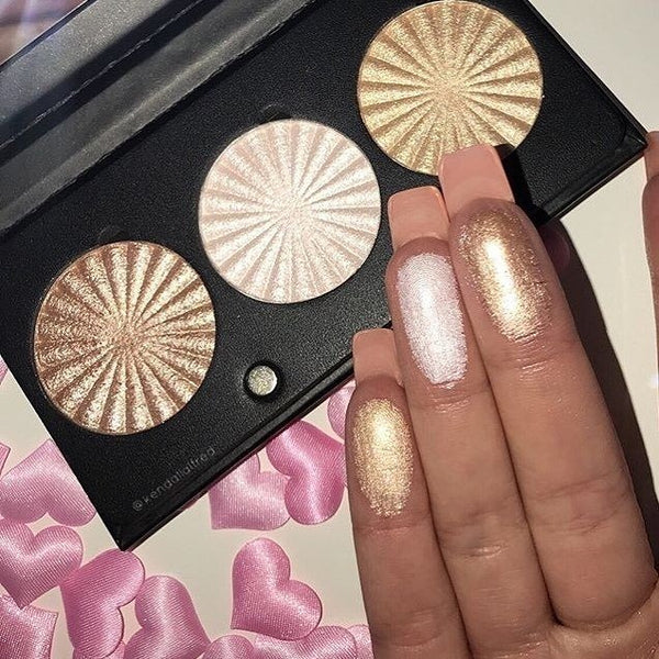 Buy Ofra Feelin' Myself Face Palette in Pakistan