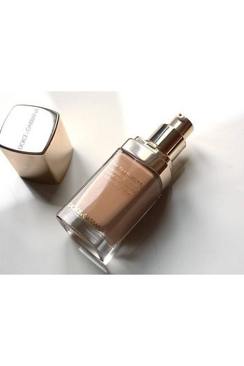 Buy Dolce & Gabbana The Foundation Perfect Luminous Liquid Foundation - Rose Beige 140 in Pakistan