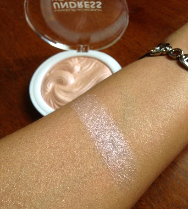 Buy MUA Shimmer Highlighter Powder in Pakistan