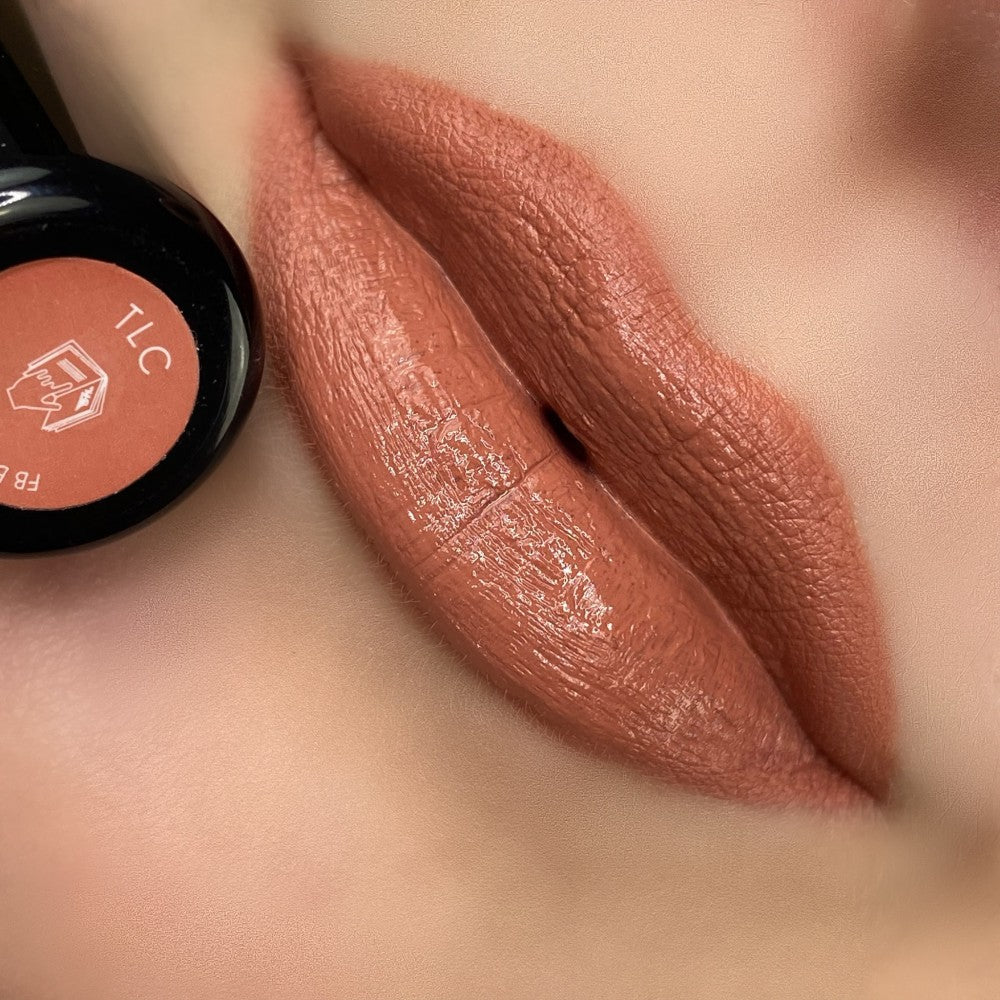 Buy MUA Satin Lipstick in Pakistan