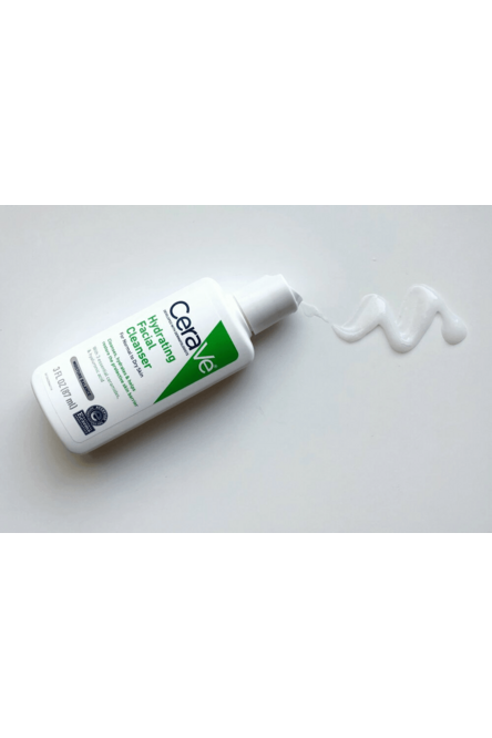 Buy Cerave Hyrating Face Wash Travel Size - 87ml in Pakistan