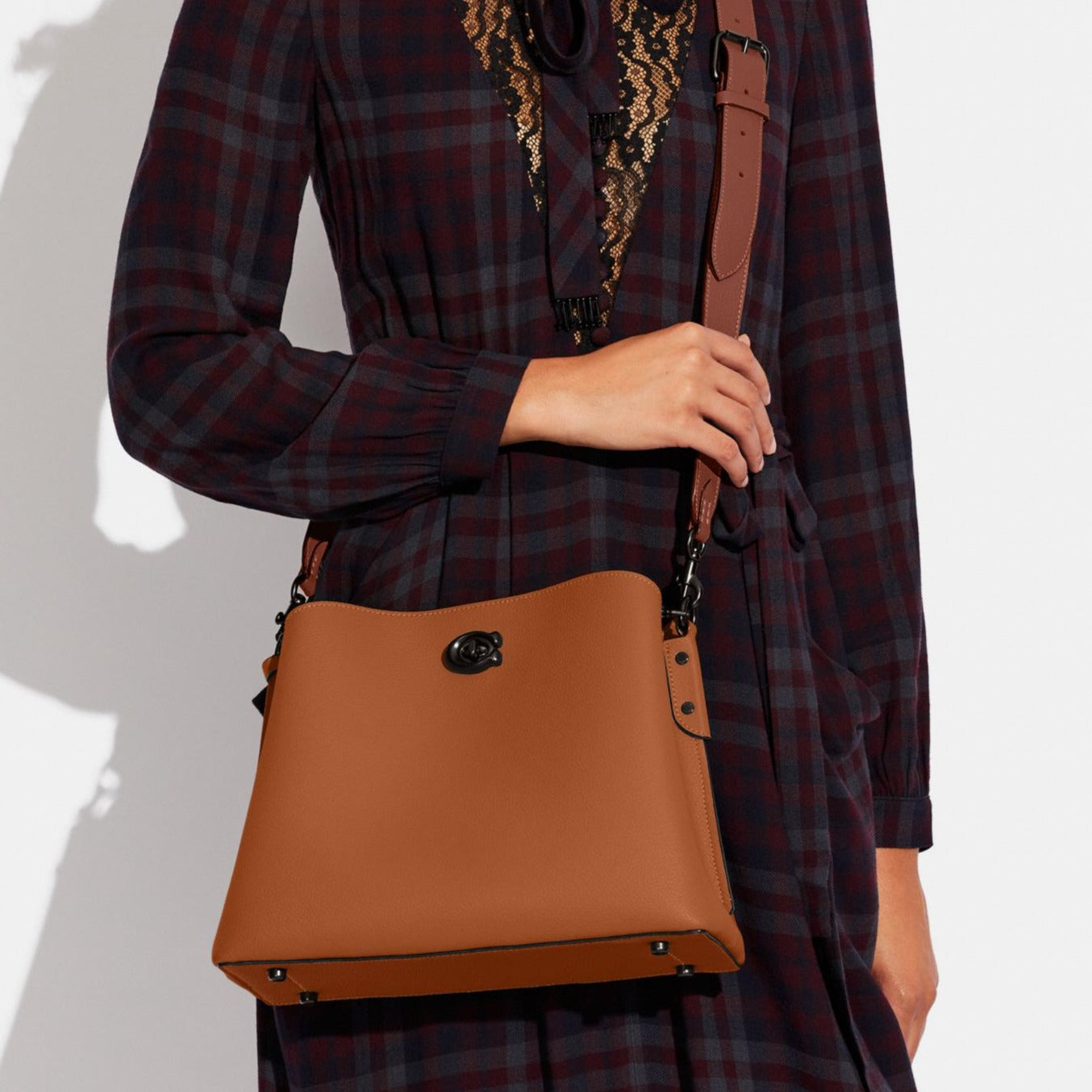 Buy Coach Willow Shoulder Bag Medium - Gold / Orange in Pakistan