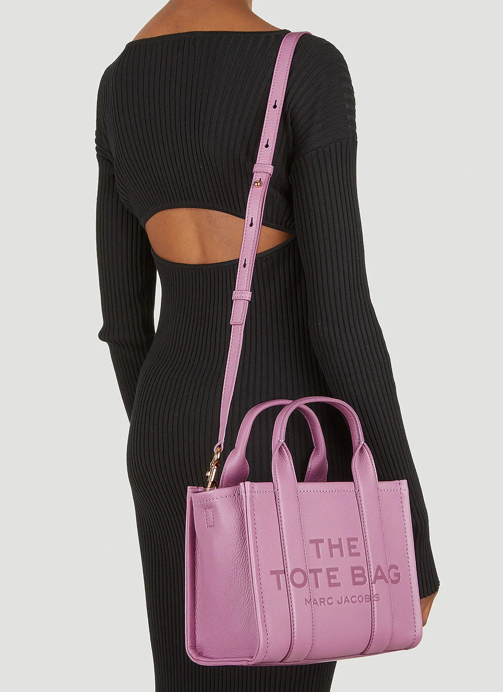 Buy Marc Jacobs The Leather Tote Bag Medium in Pakistan