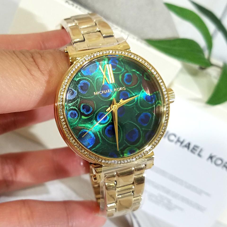 Buy Michael Kors Women’s Quartz Gold Stainless Steel Blue Peacock Motif Dial 36mm Watch - MK3946 in Pakistan