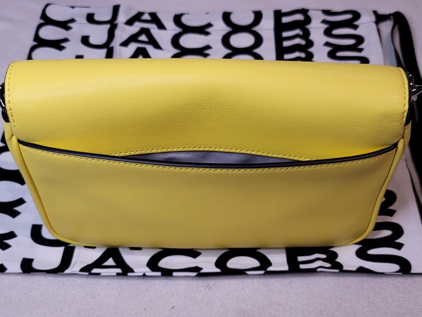 Buy Marc Jacobs The J Marc Medium Bag in Pakistan