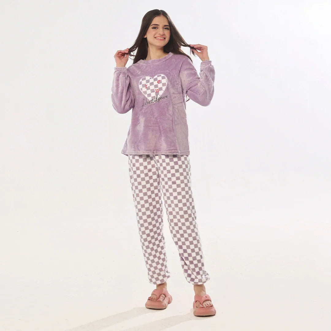 Buy Sajiero Pink Checks Fleece Pajama Suit in Pakistan