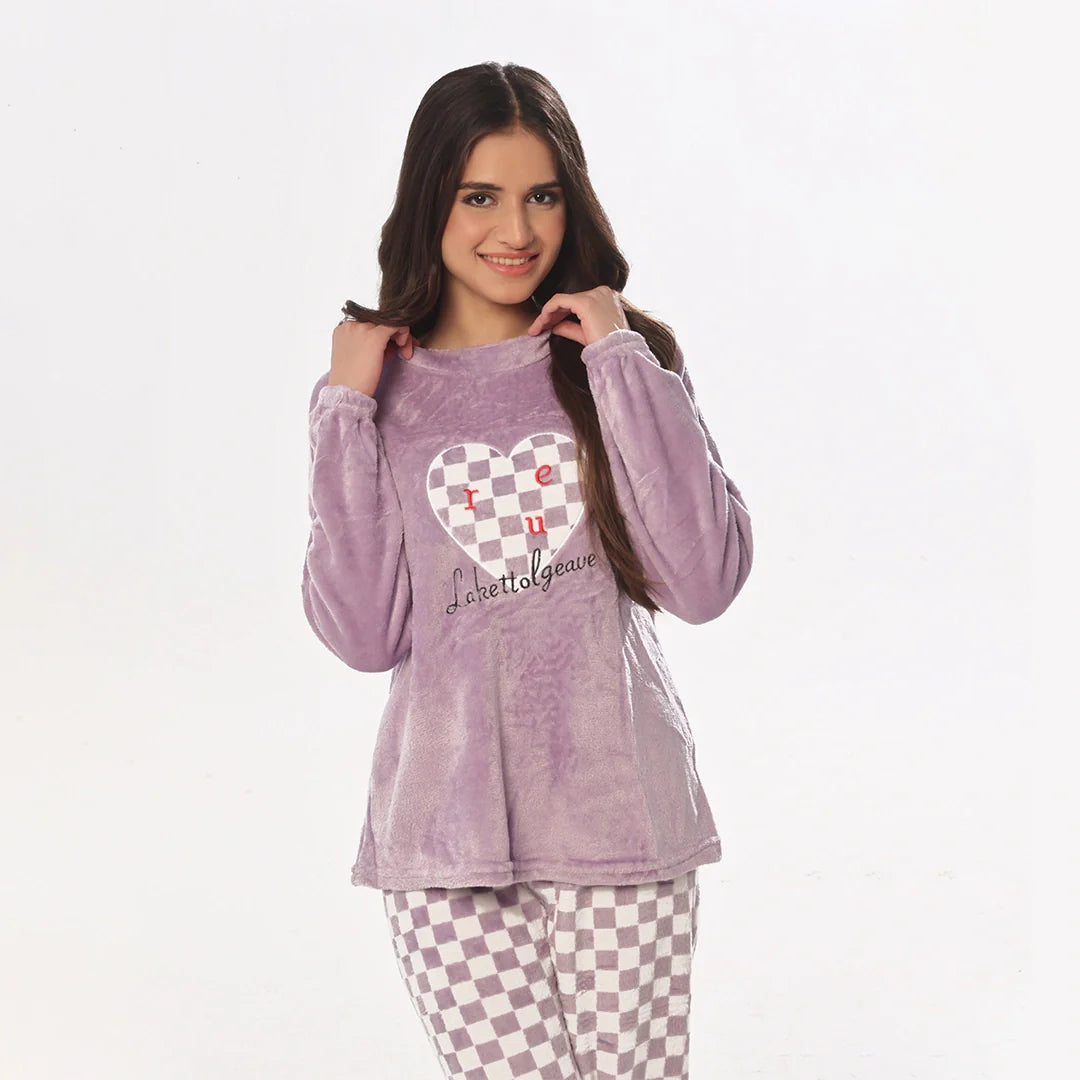 Buy Sajiero Pink Checks Fleece Pajama Suit in Pakistan