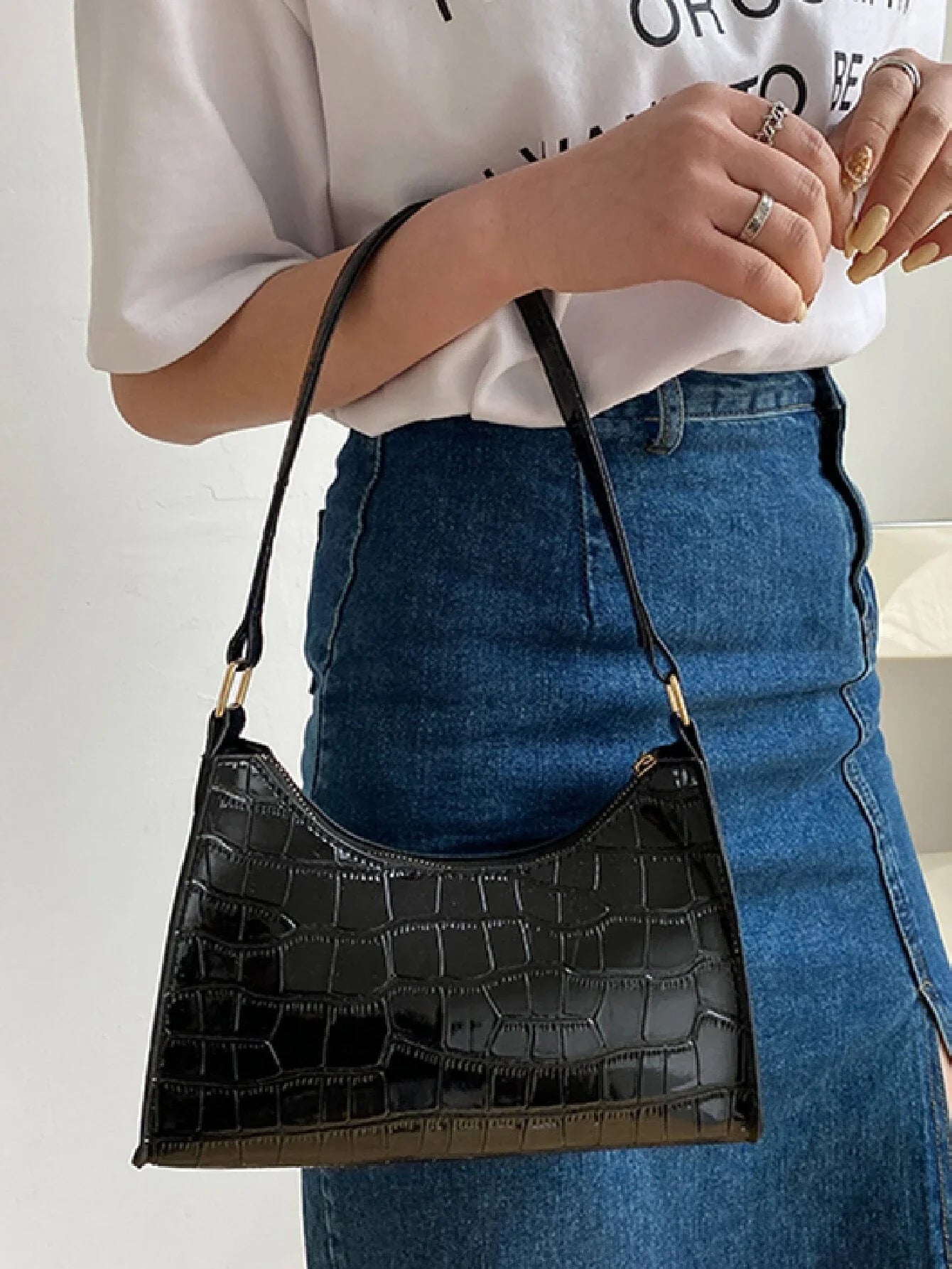 Buy SHEIN Crocodile Embossed Shoulder Bag, Fashion Retro Zipper Bag Casual Waterproof Handbag in Pakistan
