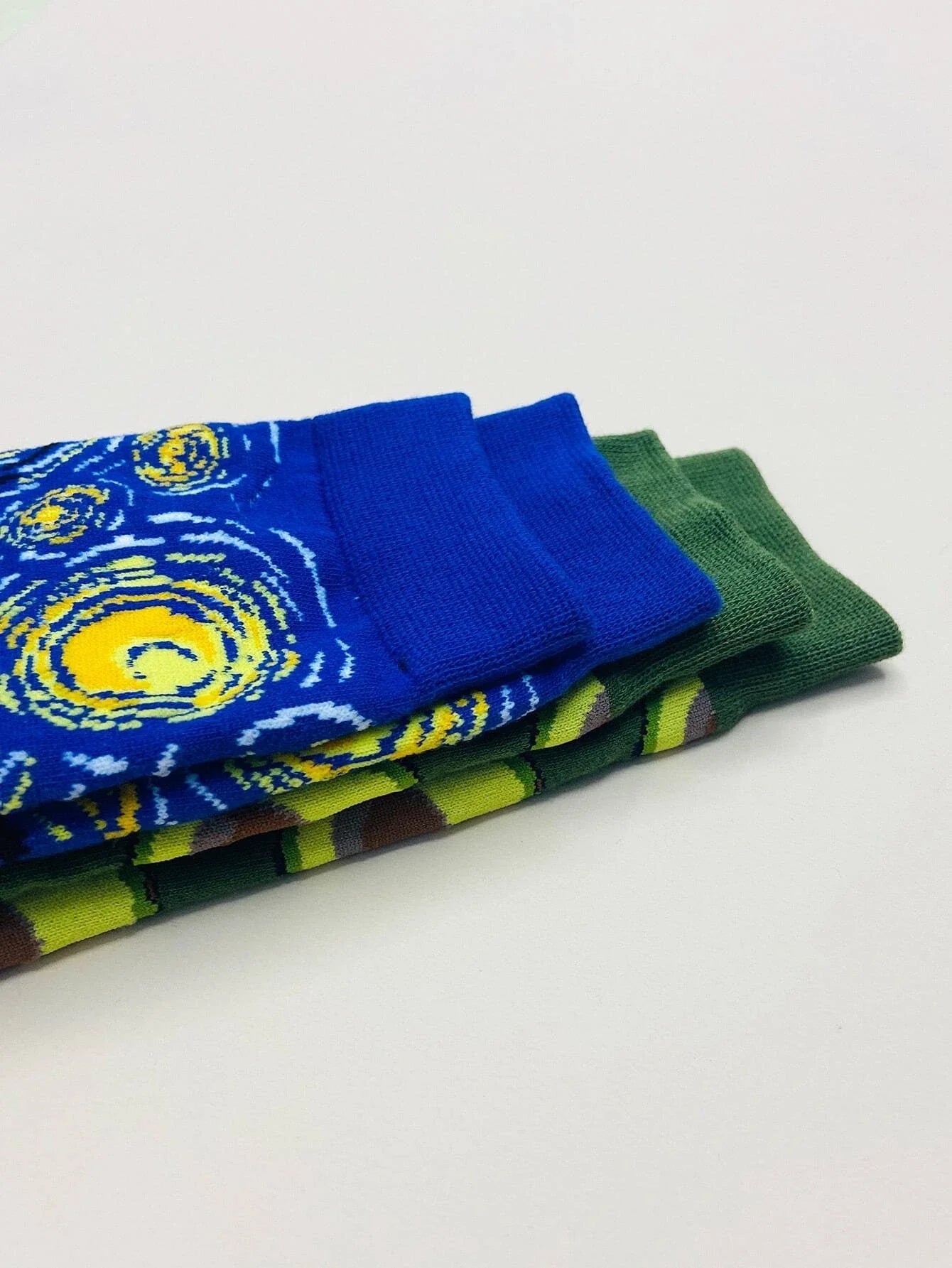 Buy Shein 2pairs Fruit Pattern Crew Socks in Pakistan