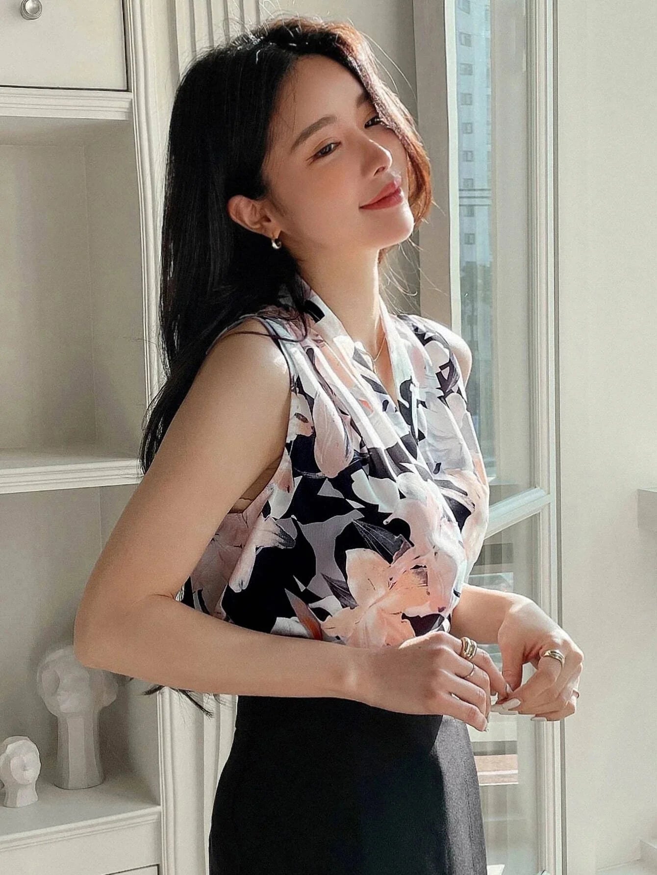 Buy SHEIN DAZY Floral Print Sleeveless Blouse in Pakistan