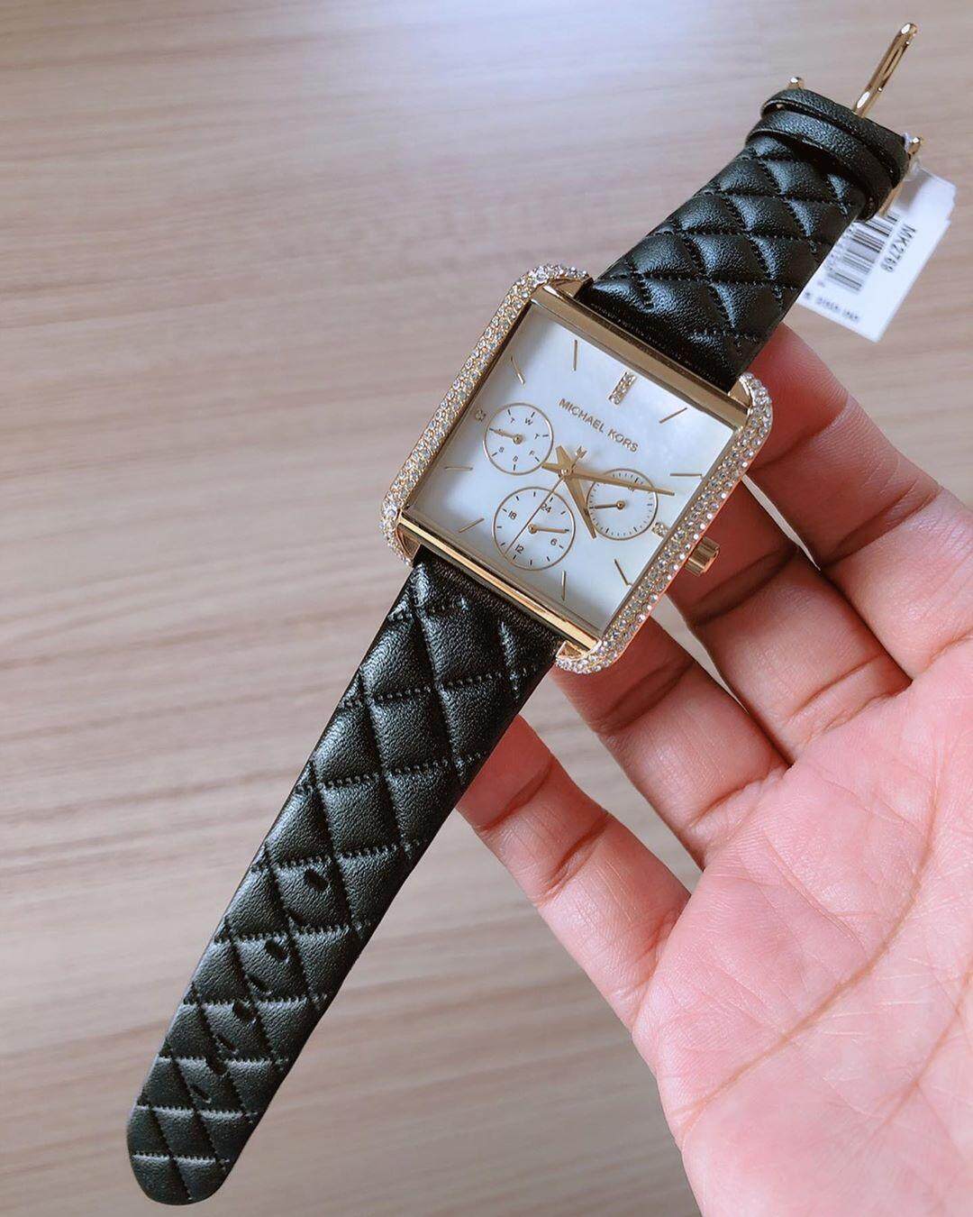 Buy Michael Kors Mother of Pearl Dial Black Leather Strap Watch for Women - Mk2769 in Pakistan