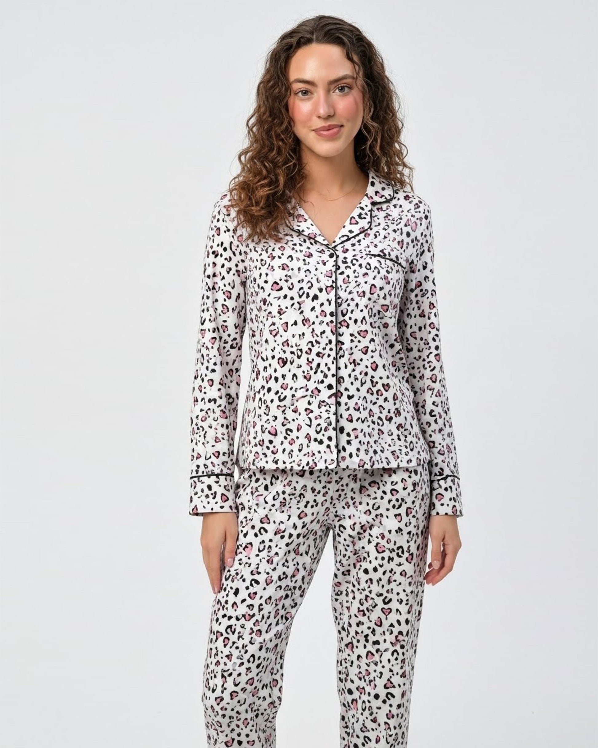 Buy Sajiero Silk Pajama Suit - Ivory Heart in Pakistan