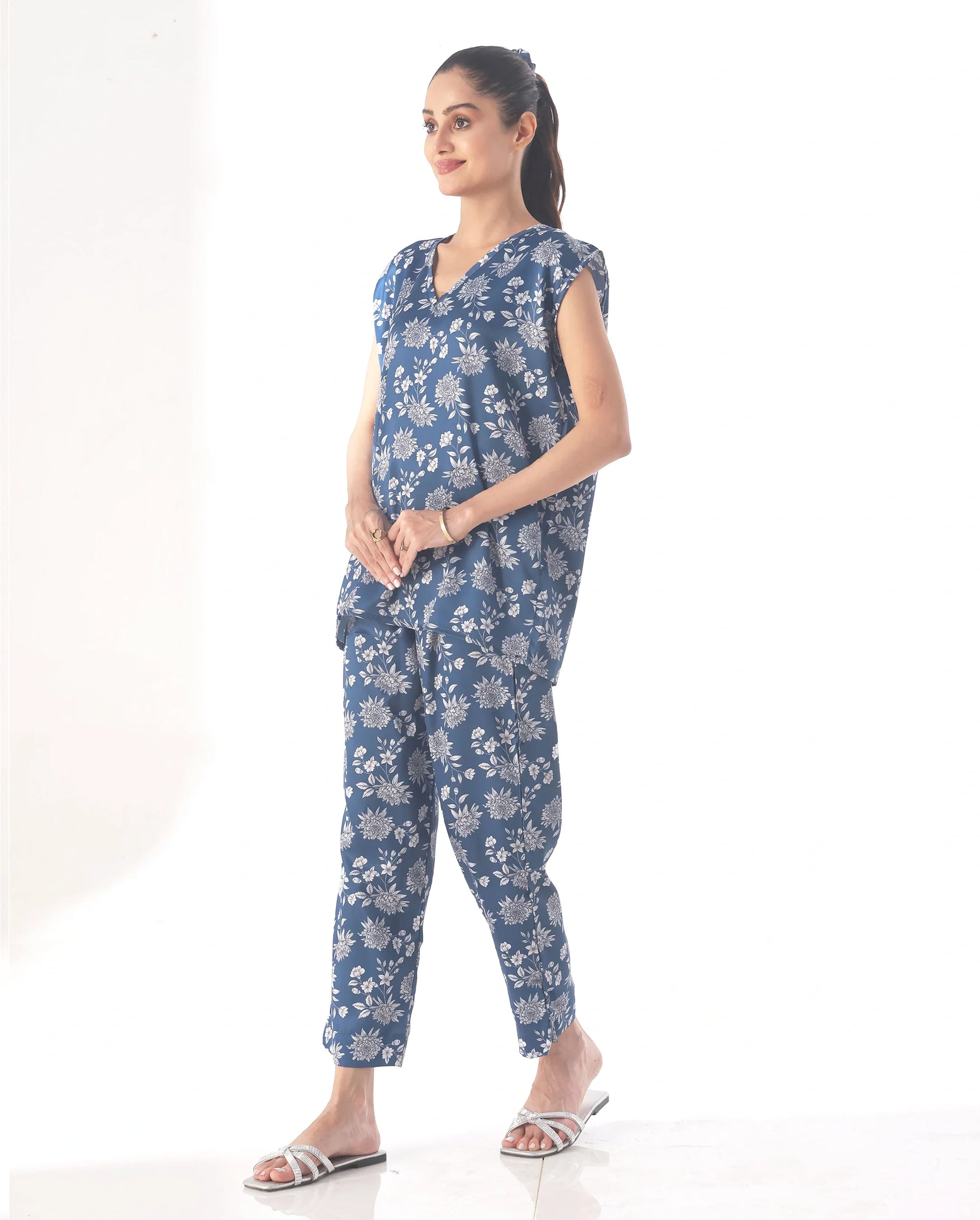 Buy Sajiero Silk PJ Set with Scrunchies - Flora Vee in Pakistan