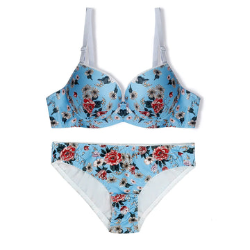 Buy Della Floral Padded Bra and Panty Set in Pakistan