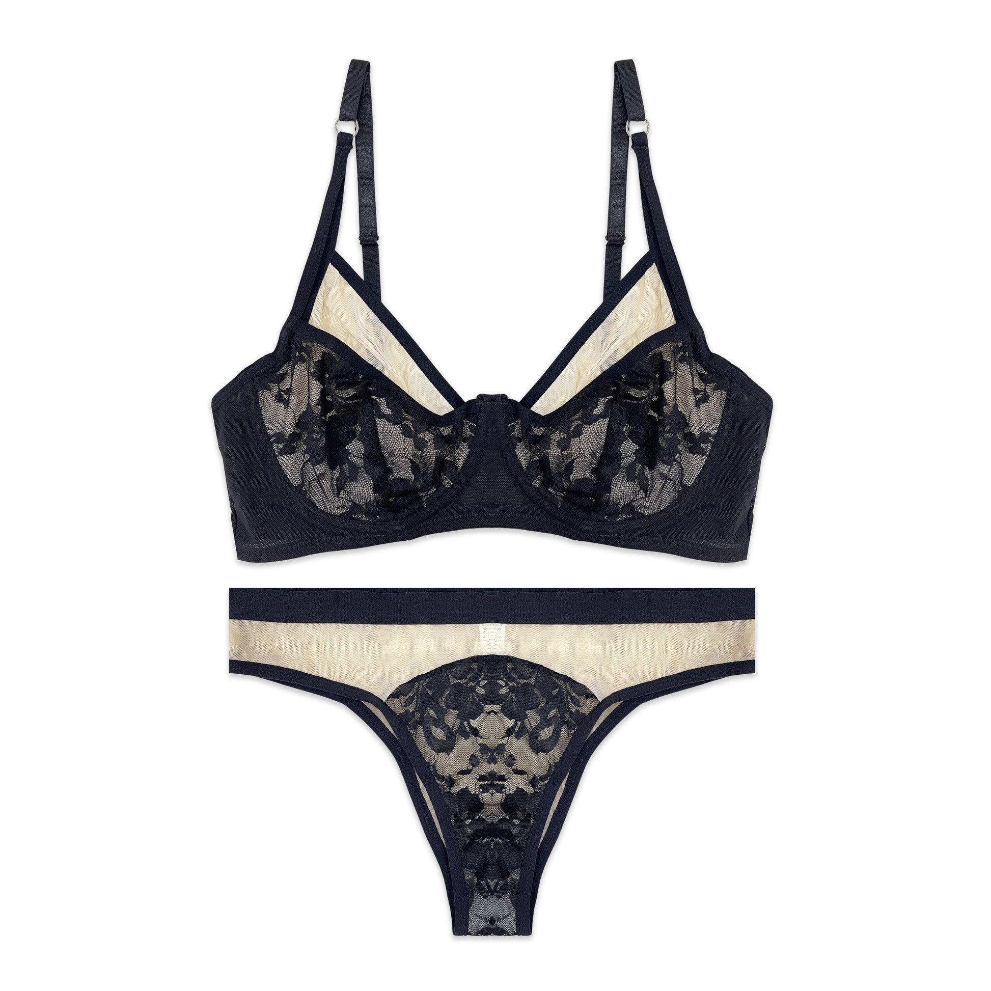 Buy Sajiero Bra Set - Obsidian Veil in Pakistan