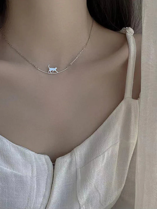 Buy SHEIN 1pc Minimalist Fashionable Little Cat Pendant Necklace in Pakistan