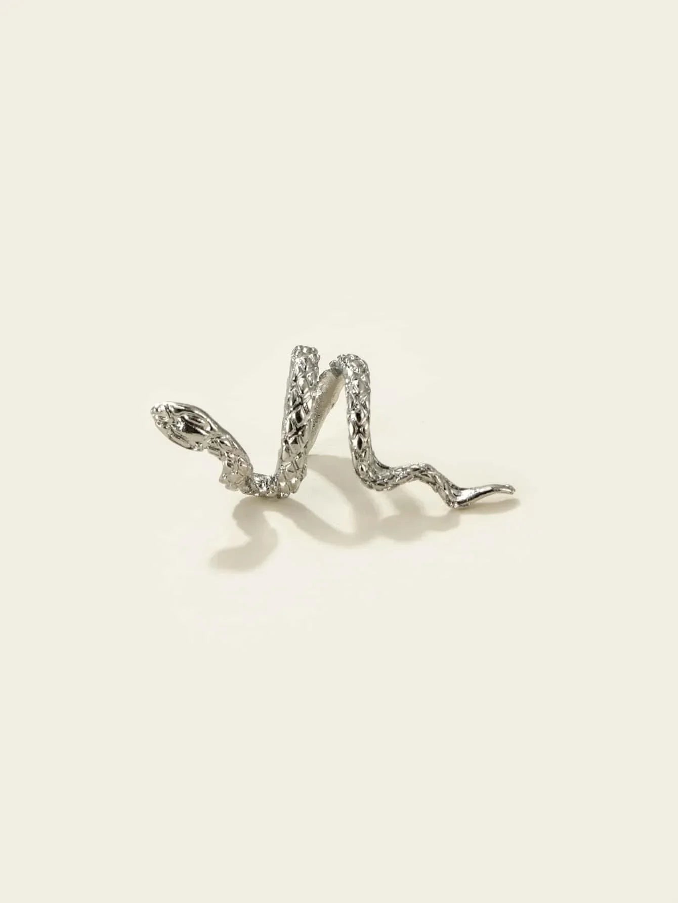 Buy SHEIN 1pc Snake Design Ear Climber in Pakistan