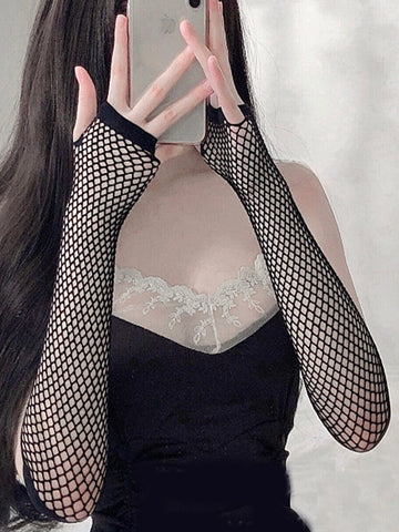 Buy SHEIN 1pc Solid Fishnet Fingerless Gloves in Pakistan