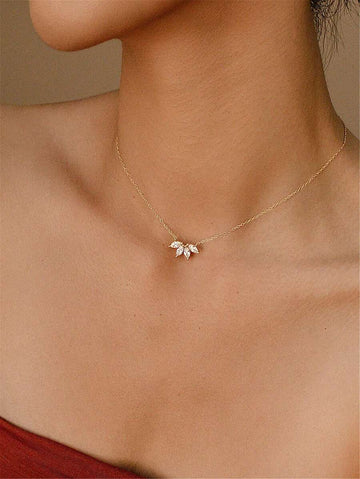 Buy SHEIN 1pc Women's Copper Zirconia Circle Link & Bow Pendant Necklace, Everyday & Gift in Pakistan