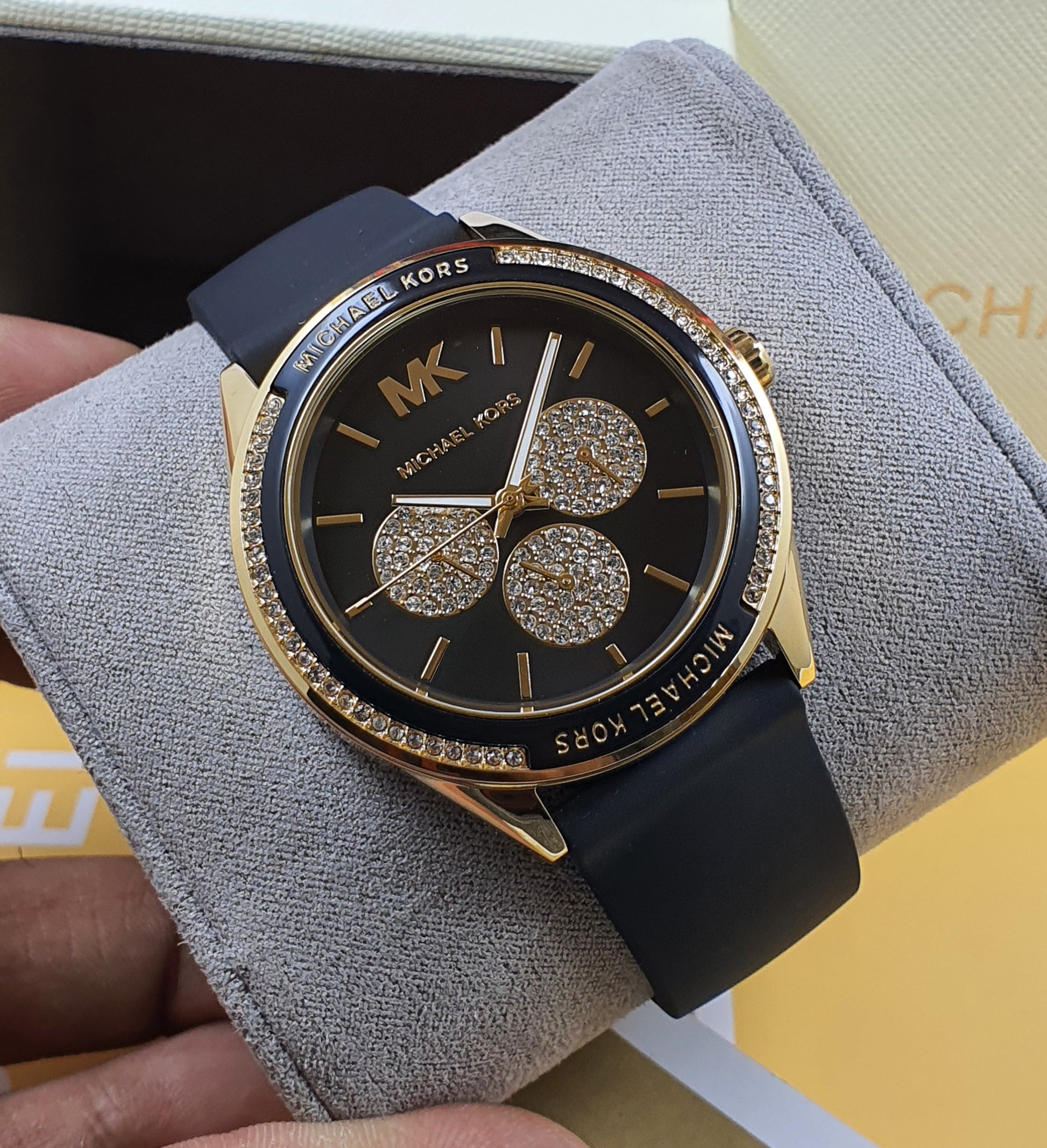 Buy Michael Kors Womens Quartz Silicone Strap Black Dial 40mm Watch - Mk6944 in Pakistan