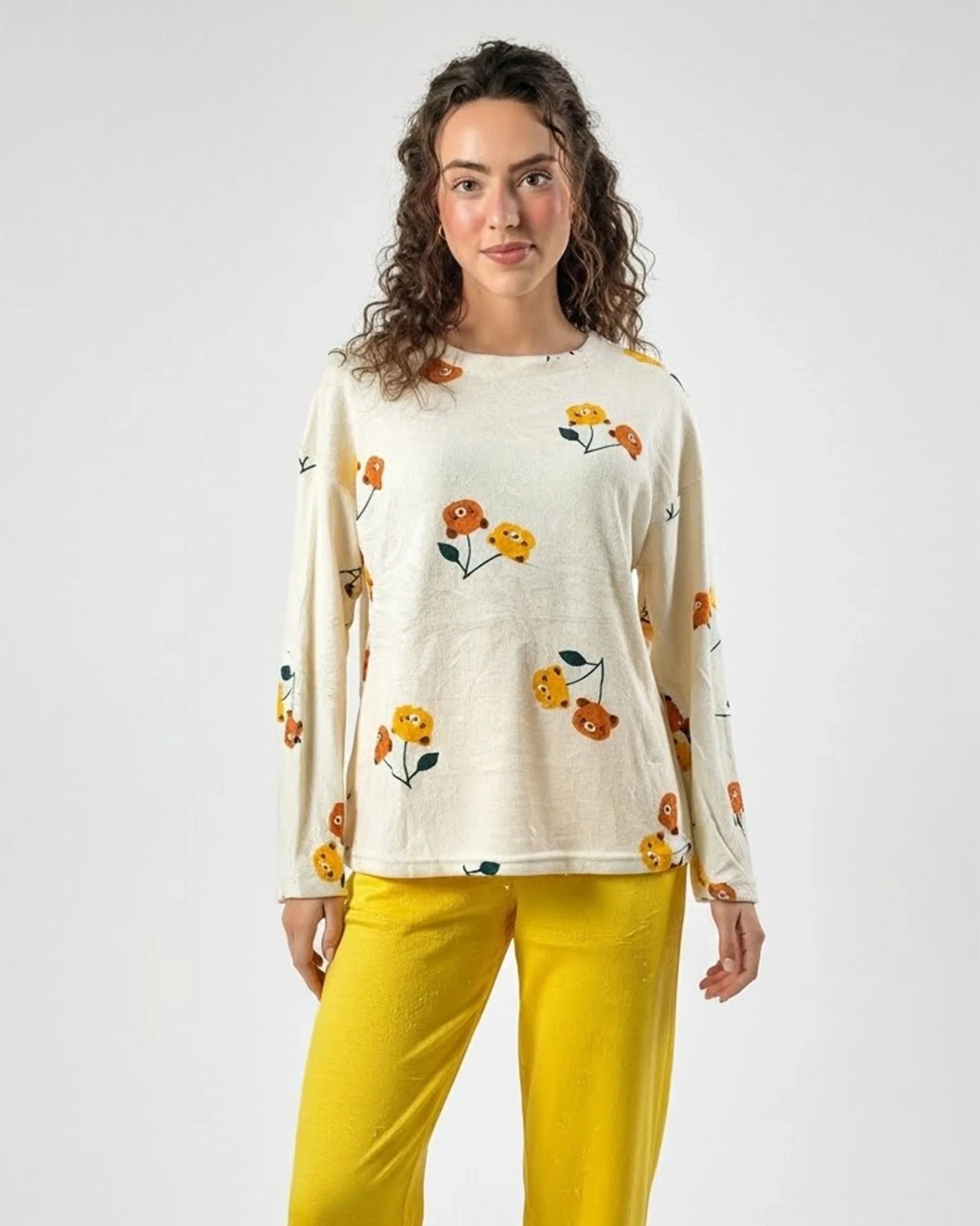 Buy Sajiero Fleece Pajama Suit - Winter Petals in Pakistan