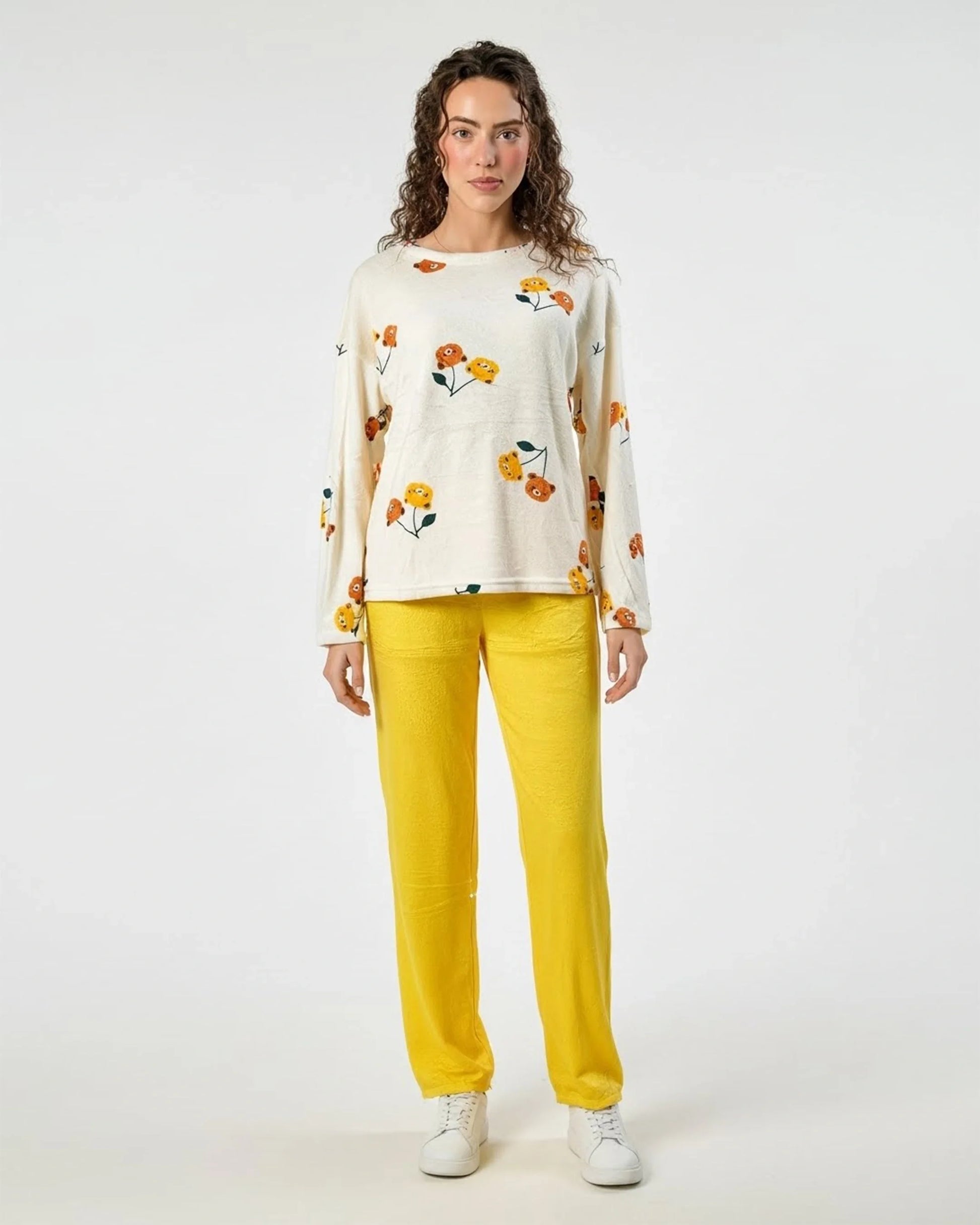Buy Sajiero Fleece Pajama Suit - Winter Petals in Pakistan