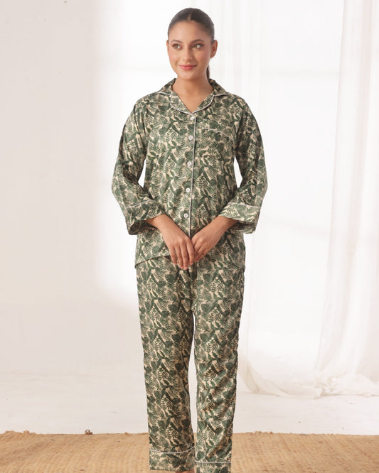 Buy Sajiero Silk Pajama Suit with Scrunchie - Leaf Lounge in Pakistan
