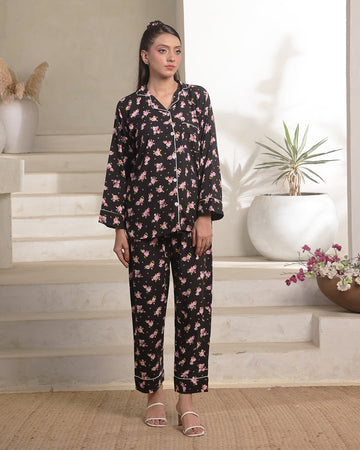 Buy Sajiero Linen Pajama Suit with Scrunchie - Dusky Rose in Pakistan