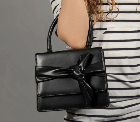 Buy The Handbag ElleKnot in Pakistan
