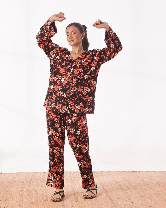Buy Sajiero Linen Pajama Suit with Scrunchie - Crimson Petal in Pakistan